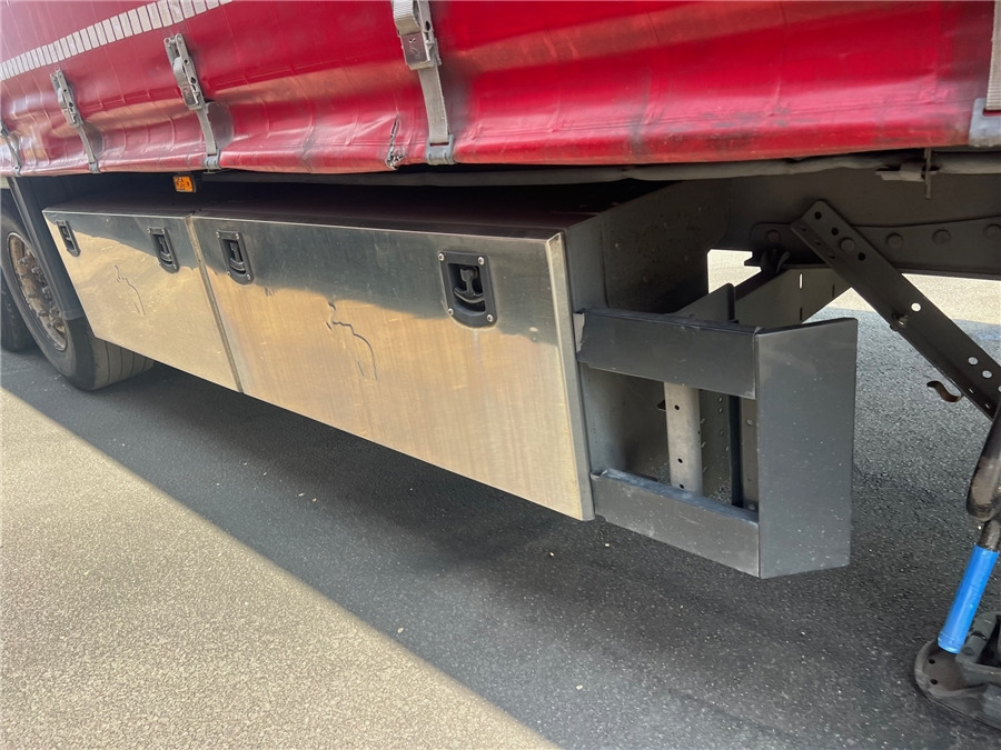 Curtainsider semi-trailer SCHMITZ CARGOBULL SCB-S3T TETO ELEVAR: picture 11 Curtainsider semi-trailer SCHMITZ CARGOBULL SCB-S3T TETO ELEVAR: picture 11