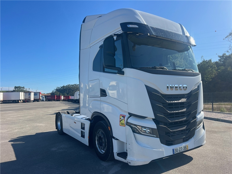 Iveco S-WAY 460 - Tractor unit: picture 3 Iveco S-WAY 460 - Tractor unit: picture 3