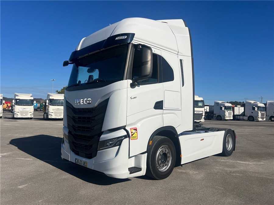 Iveco S-WAY 460 - Tractor unit: picture 1 Iveco S-WAY 460 - Tractor unit: picture 1