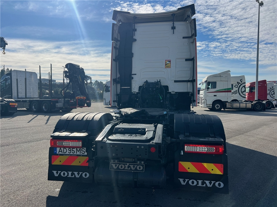 Volvo FH500 / RETARDER / IPARKCOOL - Tractor unit: picture 5 Volvo FH500 / RETARDER / IPARKCOOL - Tractor unit: picture 5