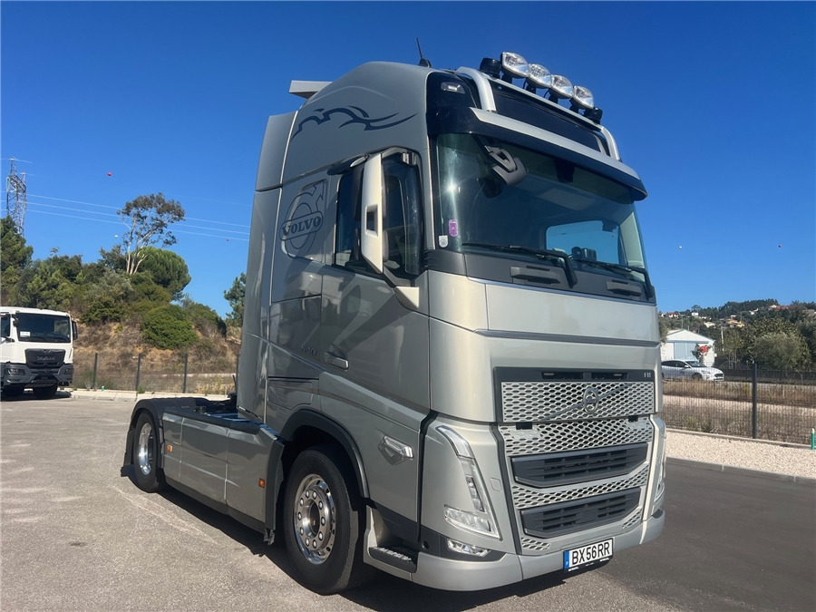 Volvo FH540 / RETARDER /FULL PNEUMATIC - Tractor unit: picture 3 Volvo FH540 / RETARDER /FULL PNEUMATIC - Tractor unit: picture 3