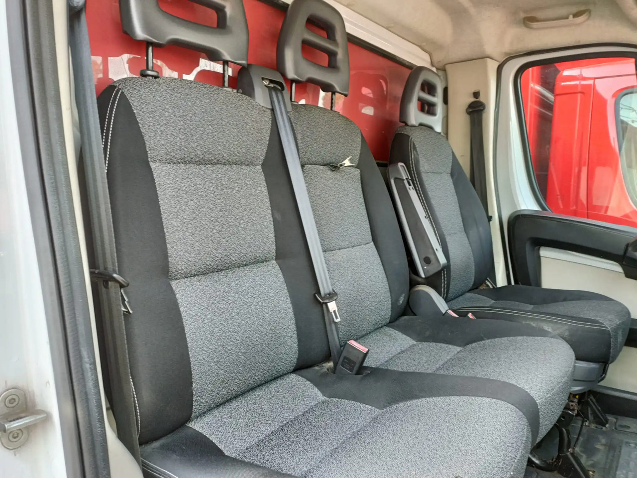 FIAT DUCATO BOX - Closed box van: picture 5 FIAT DUCATO BOX - Closed box van: picture 5