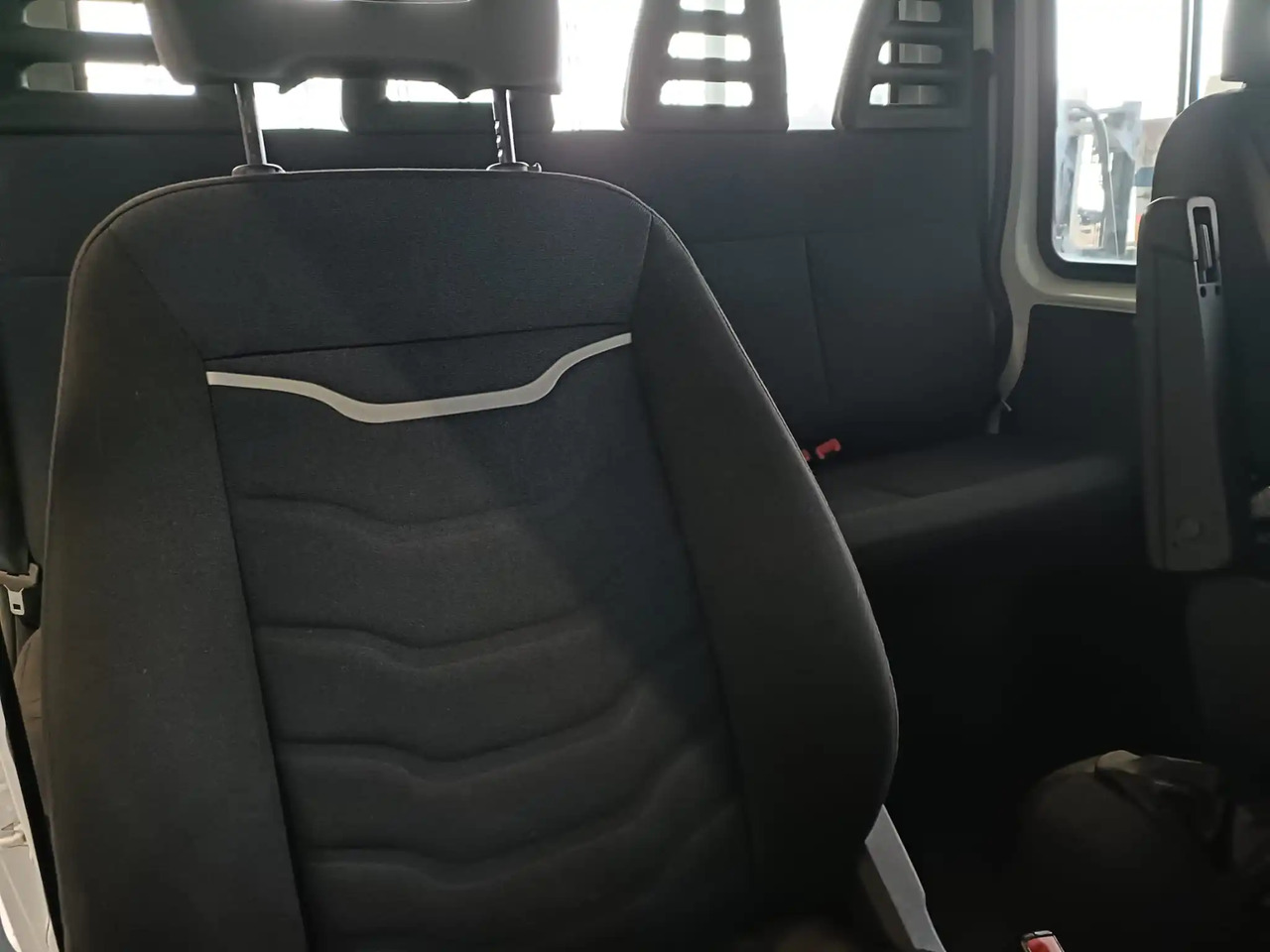 Tipper van IVECO DAILY 35C14 DOPPIA CABINA RIBALTABILE 2.3: picture 10