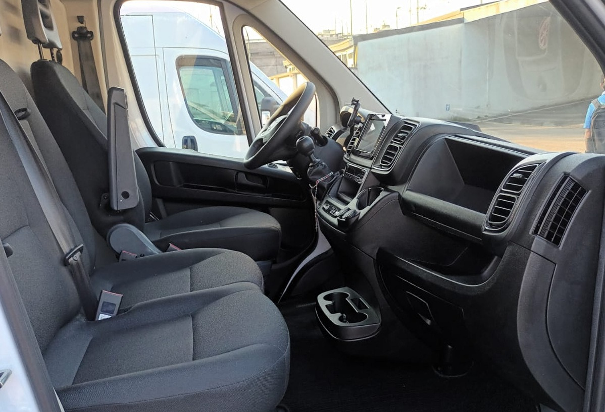 IVECO DAILY 35C14 L1H1 CNG METANO 3.0 - Refrigerated delivery van: picture 3 IVECO DAILY 35C14 L1H1 CNG METANO 3.0 - Refrigerated delivery van: picture 3