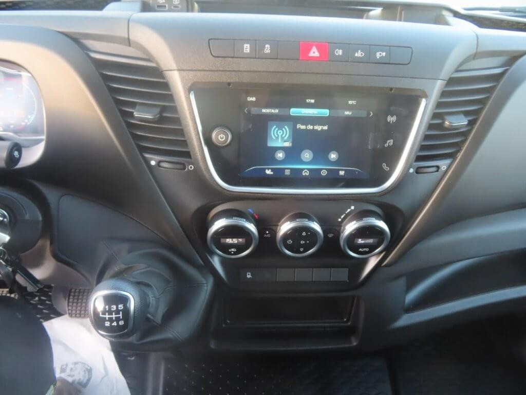 IVECO DAILY 35C16 3000 cc KM 0 - Closed box van: picture 3 IVECO DAILY 35C16 3000 cc KM 0 - Closed box van: picture 3