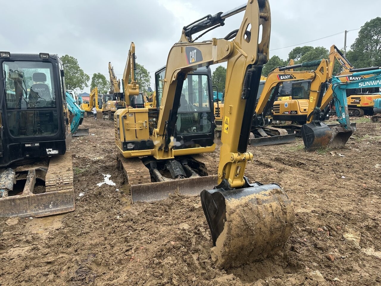 Caterpillar 305.5E - Mini excavator: picture 4 Caterpillar 305.5E - Mini excavator: picture 4