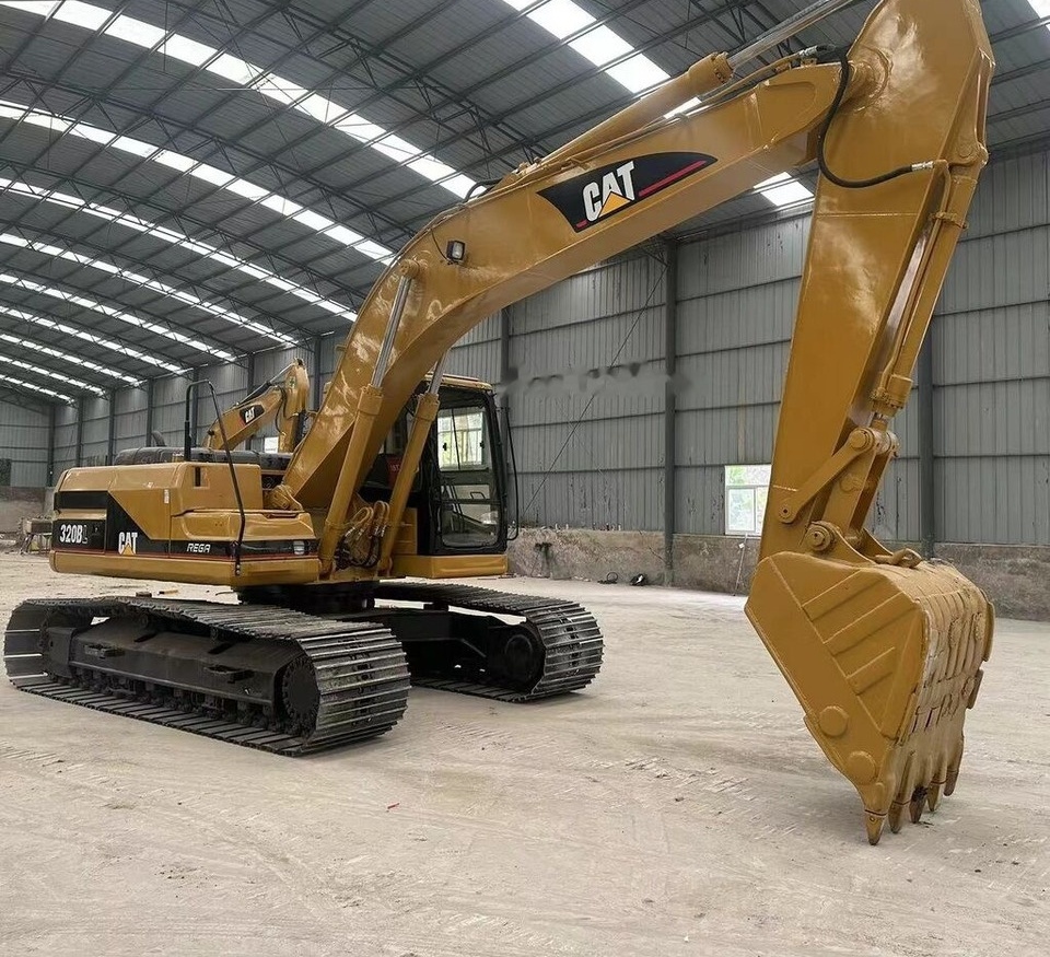 Crawler excavator Caterpillar 320BL: picture 6