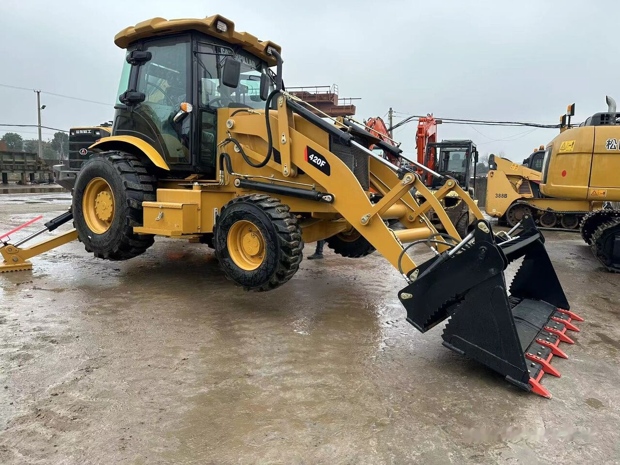 Caterpillar 420F - Backhoe loader: picture 1 Caterpillar 420F - Backhoe loader: picture 1