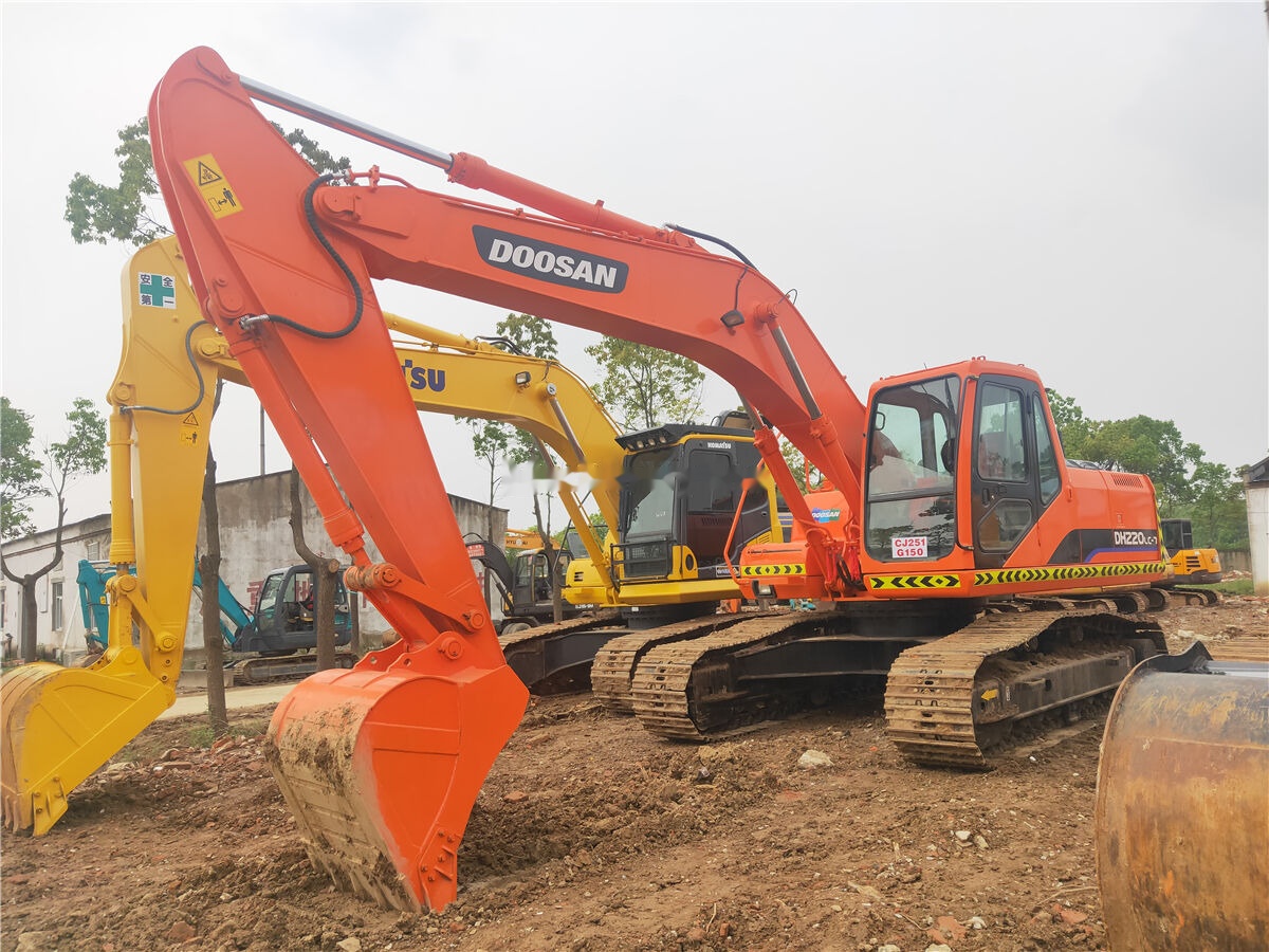 Doosan DH220LC-7 - Crawler excavator: picture 2 Doosan DH220LC-7 - Crawler excavator: picture 2