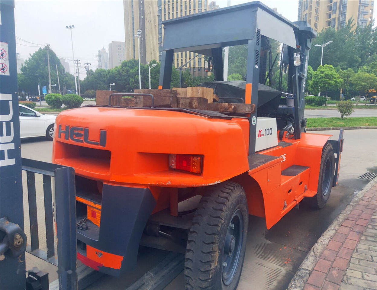 Heli k100 - Diesel forklift: picture 2 Heli k100 - Diesel forklift: picture 2