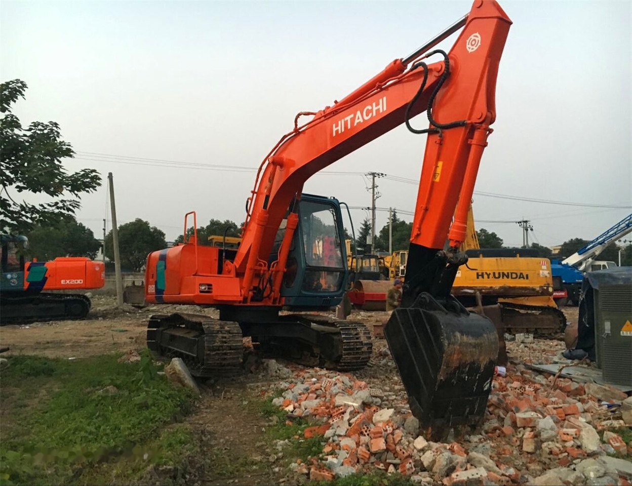 Hitachi EX120-3 - Crawler excavator: picture 1 Hitachi EX120-3 - Crawler excavator: picture 1