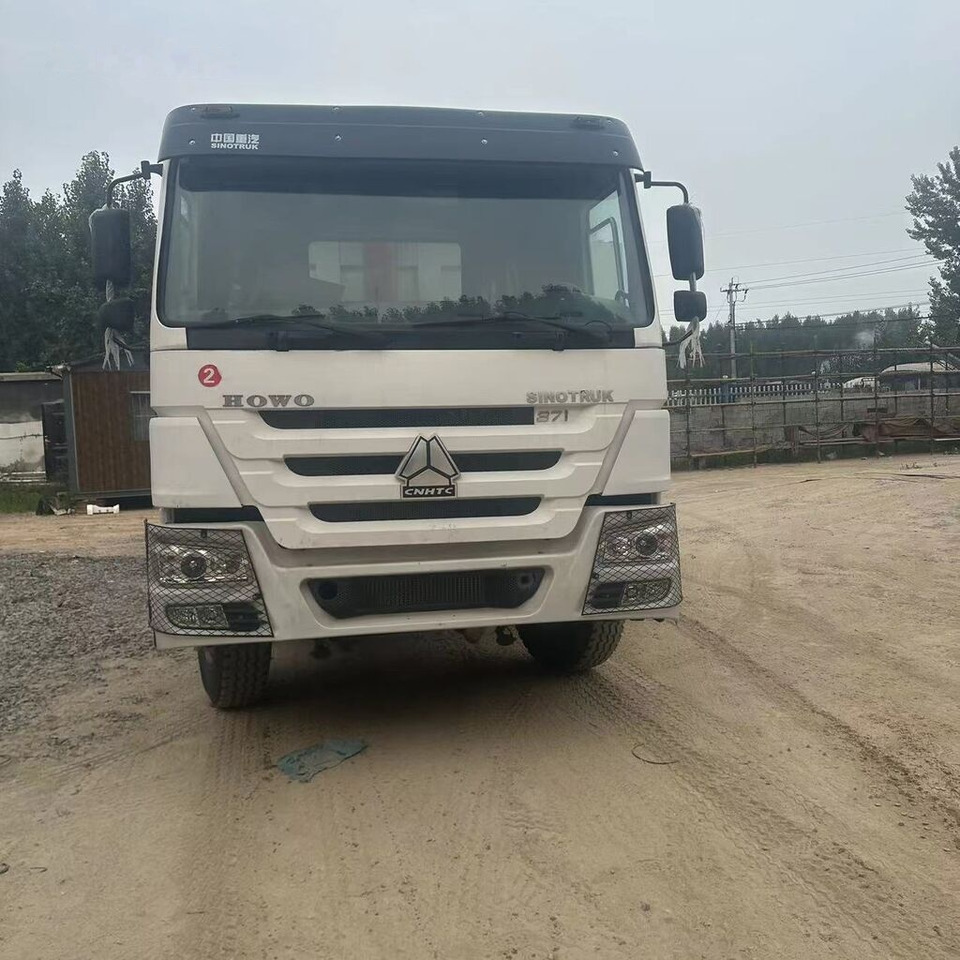 Howo 371 - Tipper: picture 3 Howo 371 - Tipper: picture 3