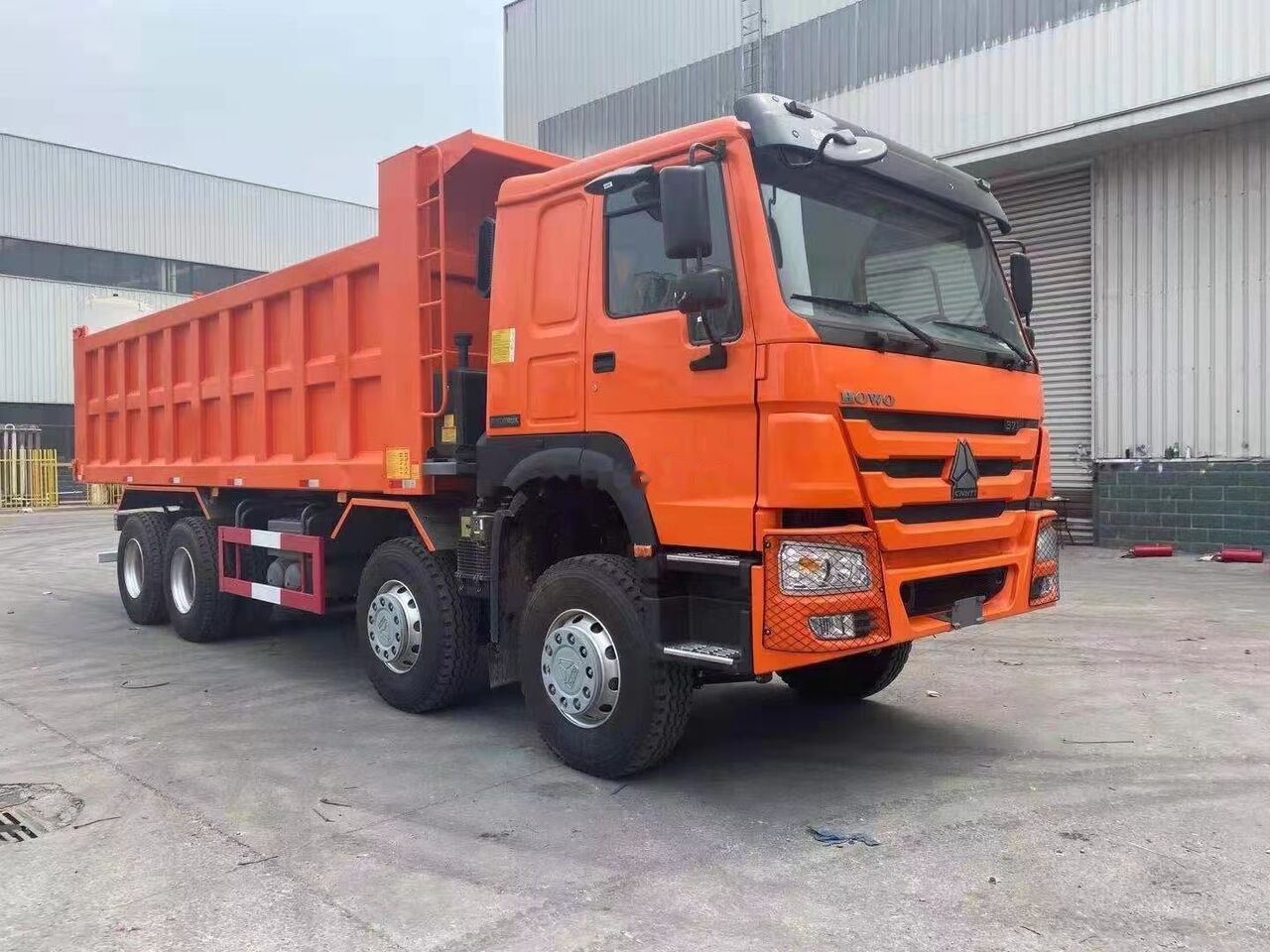 Howo 371 - Tipper: picture 4 Howo 371 - Tipper: picture 4