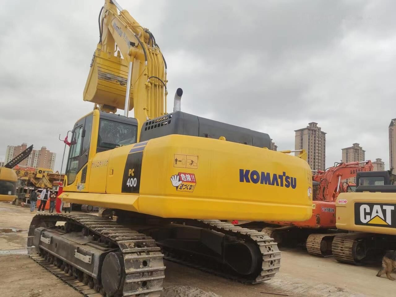 Komatsu PC400-8 - Crawler excavator: picture 5 Komatsu PC400-8 - Crawler excavator: picture 5