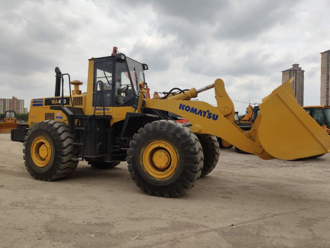 Komatsu WA470 - Wheel loader: picture 5 Komatsu WA470 - Wheel loader: picture 5