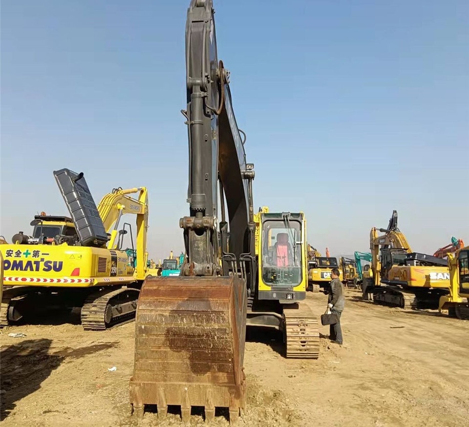 Volvo EC210B - Crawler excavator: picture 2 Volvo EC210B - Crawler excavator: picture 2