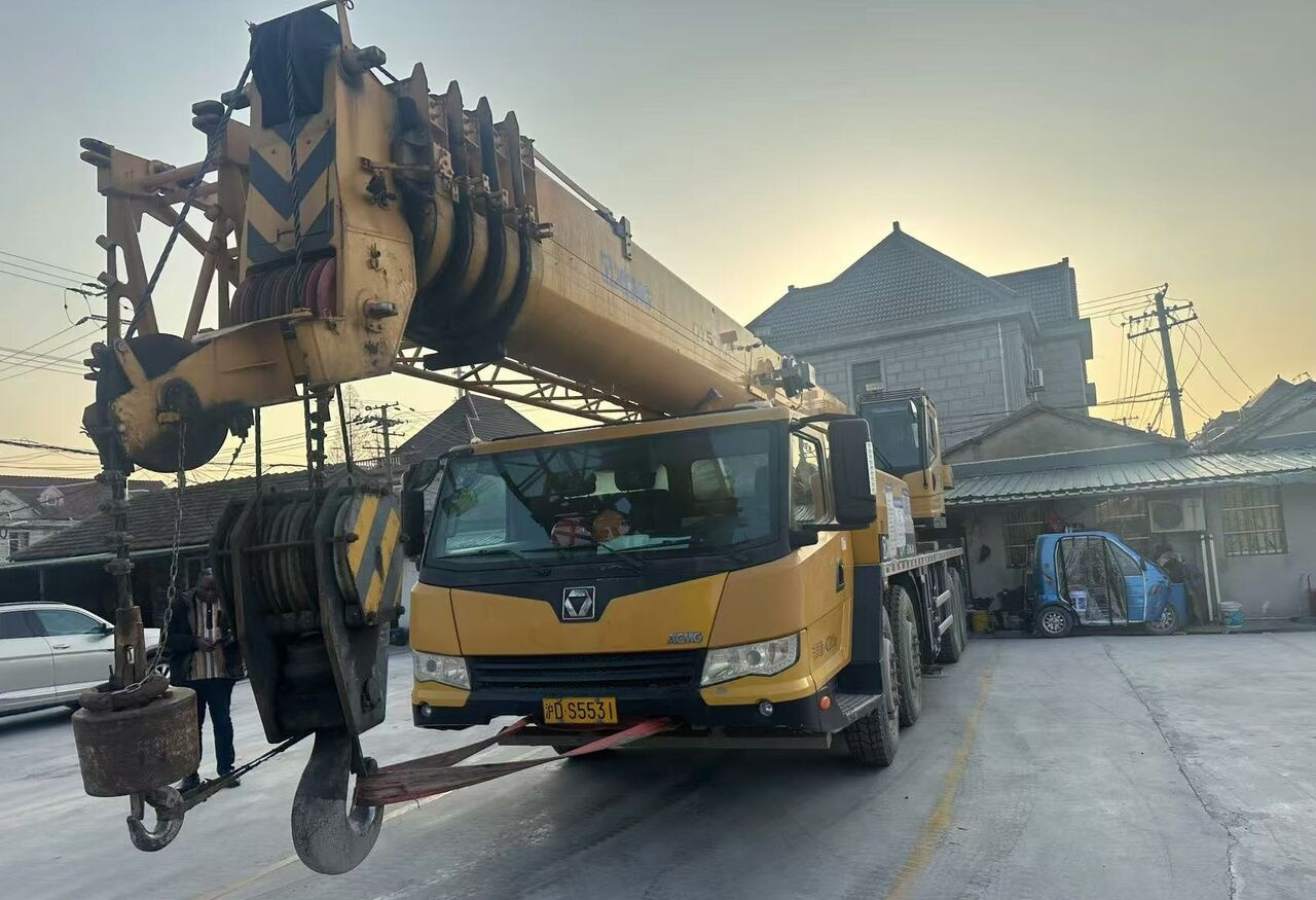 XCMG 50ton crane - Mobile crane: picture 4 XCMG 50ton crane - Mobile crane: picture 4