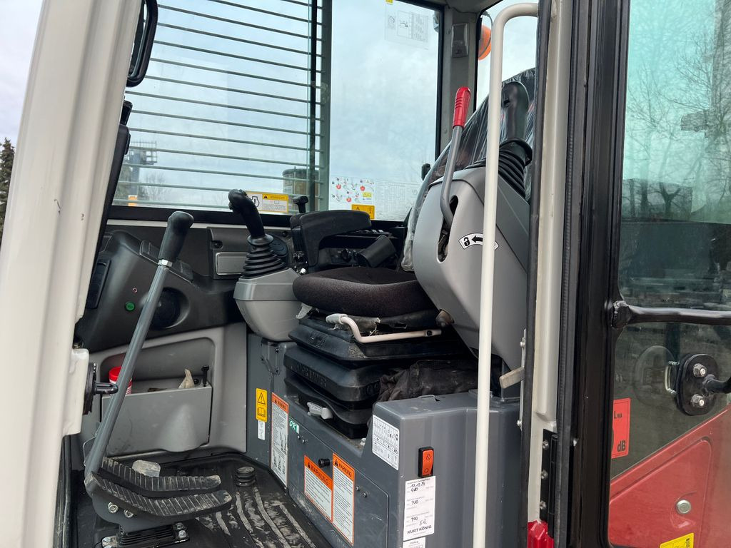 Takeuchi TB 280 FR V4 Takeuchi TB 280 FR V4 - Crawler excavator: picture 5 Takeuchi TB 280 FR V4 Takeuchi TB 280 FR V4 - Crawler excavator: picture 5