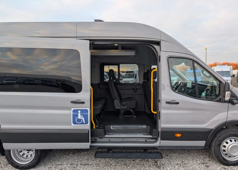 New Minibus, Passenger van Ford Transit: picture 14