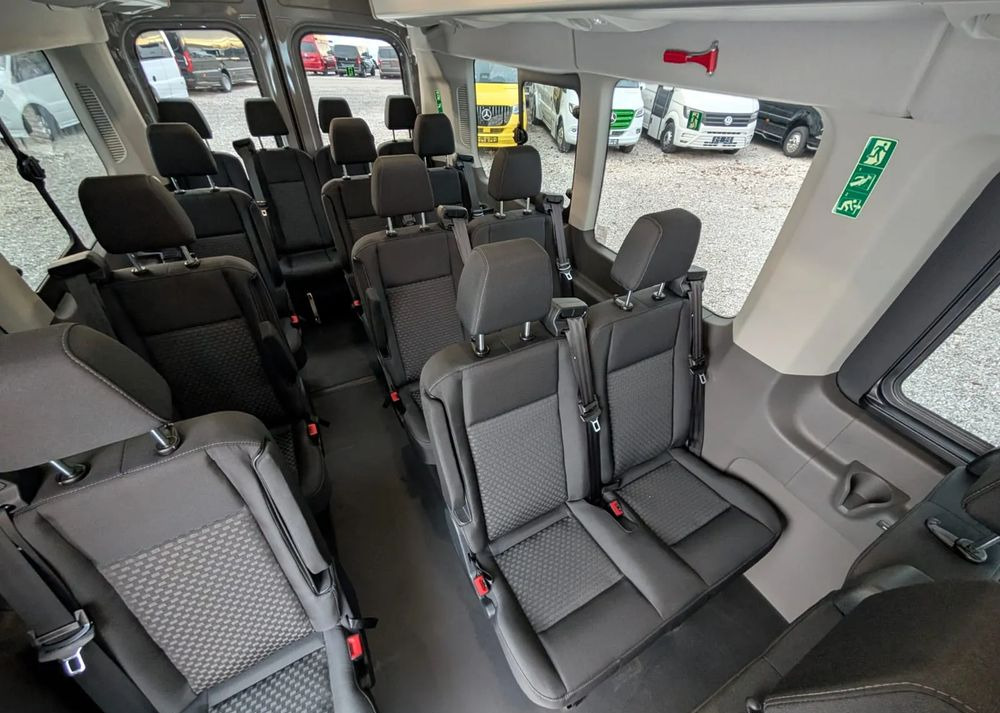 New Minibus, Passenger van Ford Transit: picture 16