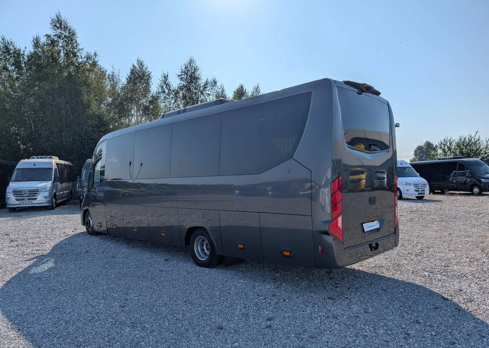 New Minibus, Passenger van Iveco Daily 70C21: picture 9 New Minibus, Passenger van Iveco Daily 70C21: picture 9