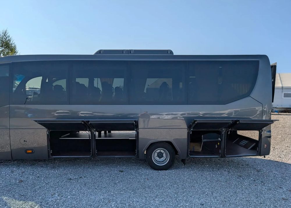 New Minibus, Passenger van Iveco Daily 70C21: picture 11 New Minibus, Passenger van Iveco Daily 70C21: picture 11