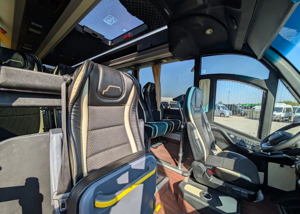 New Minibus, Passenger van Iveco Daily 70C21: picture 17 New Minibus, Passenger van Iveco Daily 70C21: picture 17