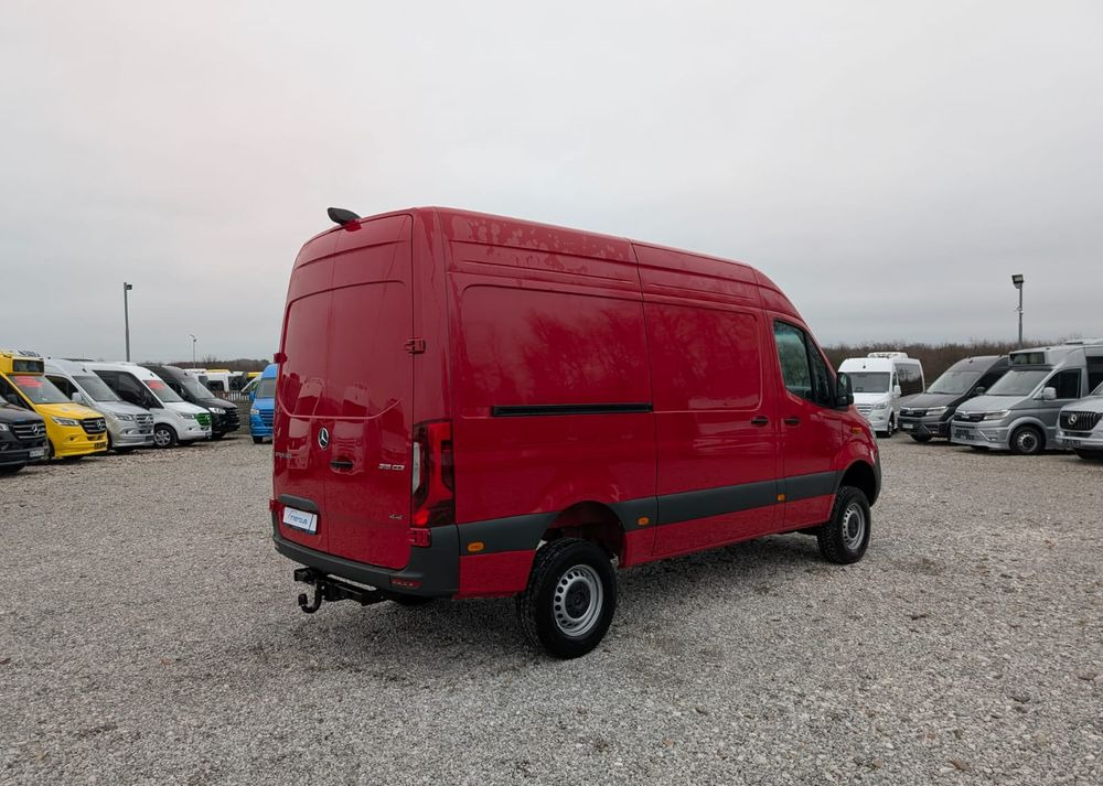Mercedes-Benz Sprinter 319 - Panel van: picture 4 Mercedes-Benz Sprinter 319 - Panel van: picture 4