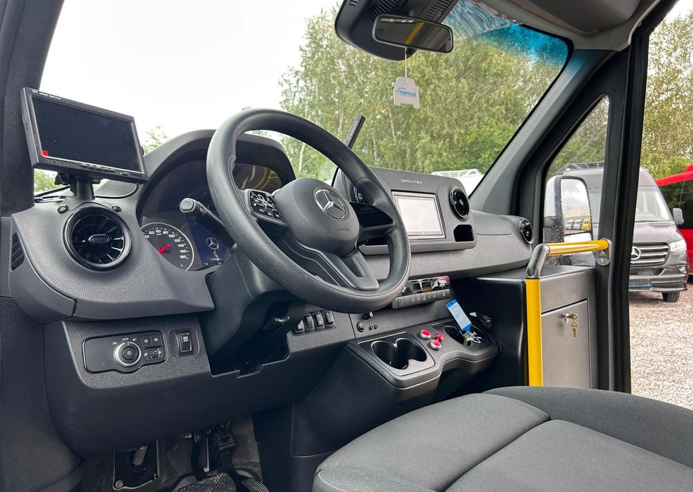 New Minibus, Passenger van Mercedes-Benz Sprinter CITY: picture 18