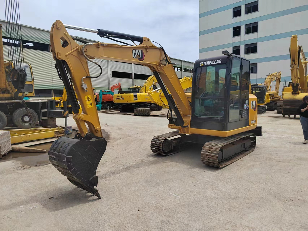 CAT CAT 305 CATERPILLAR 305.5E2 - Mini excavator: picture 1 CAT CAT 305 CATERPILLAR 305.5E2 - Mini excavator: picture 1