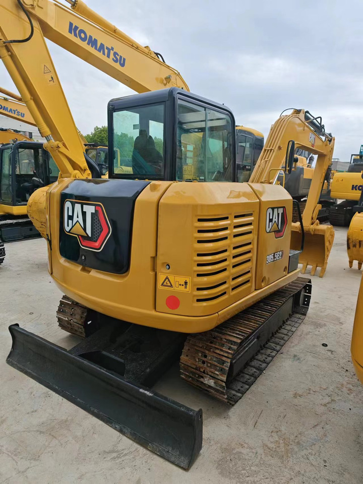 CATERPILLAR 305.5E2 - Mini excavator: picture 2 CATERPILLAR 305.5E2 - Mini excavator: picture 2