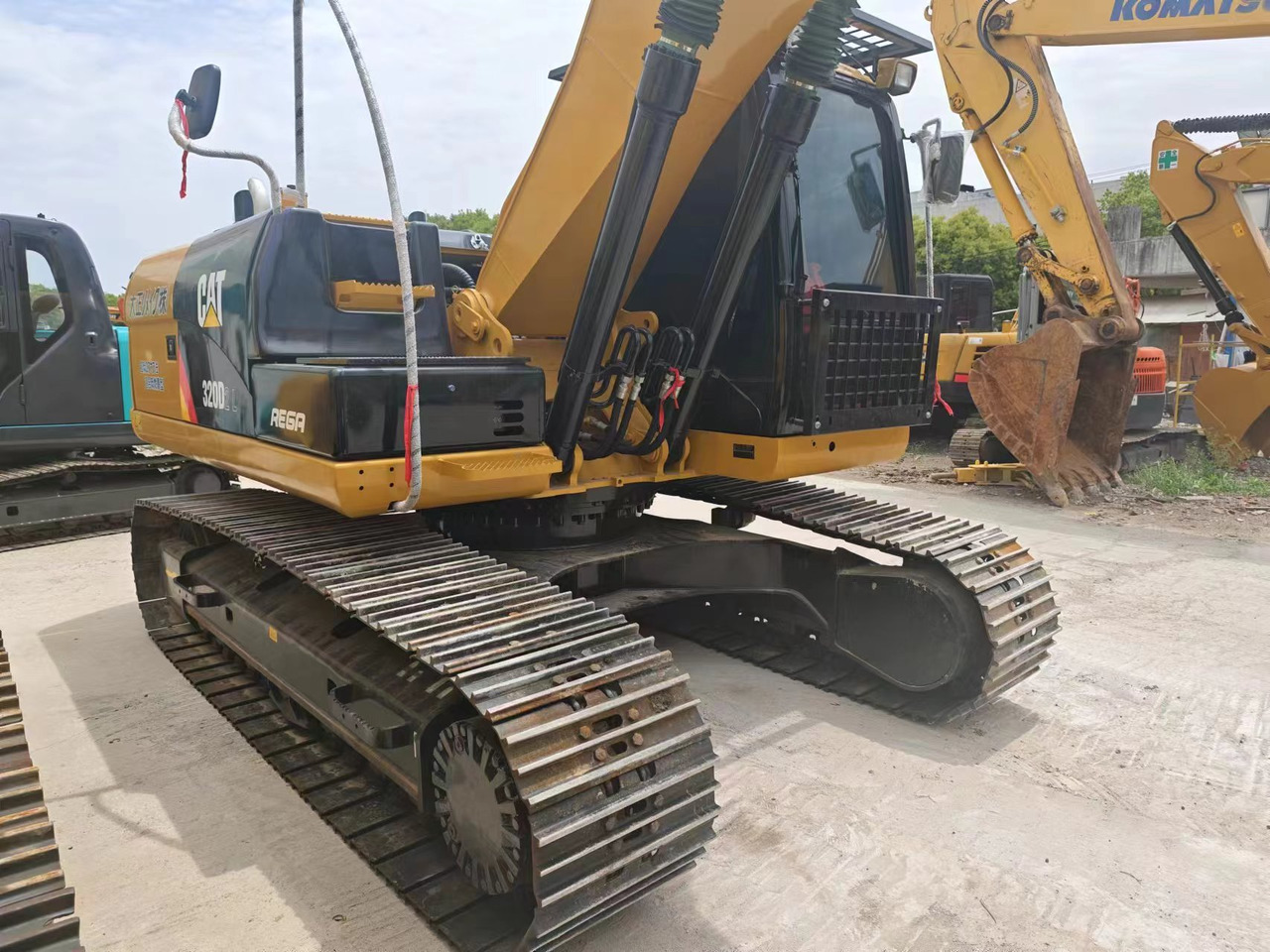 CATERPILLAR 320D - Crawler excavator: picture 4 CATERPILLAR 320D - Crawler excavator: picture 4