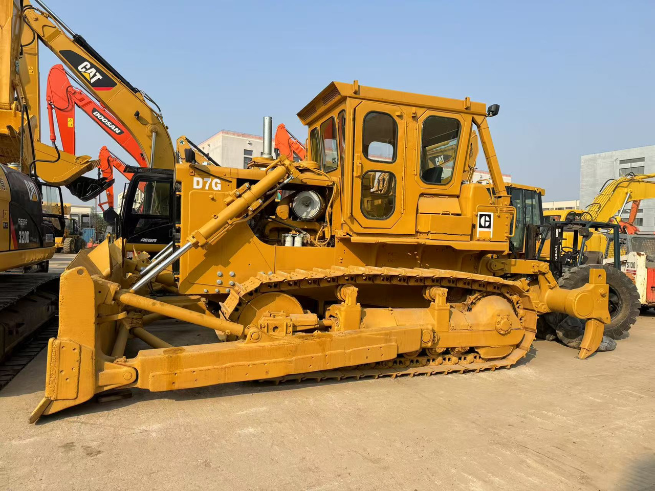 CATERPILLAR D7G - Bulldozer: picture 4 CATERPILLAR D7G - Bulldozer: picture 4