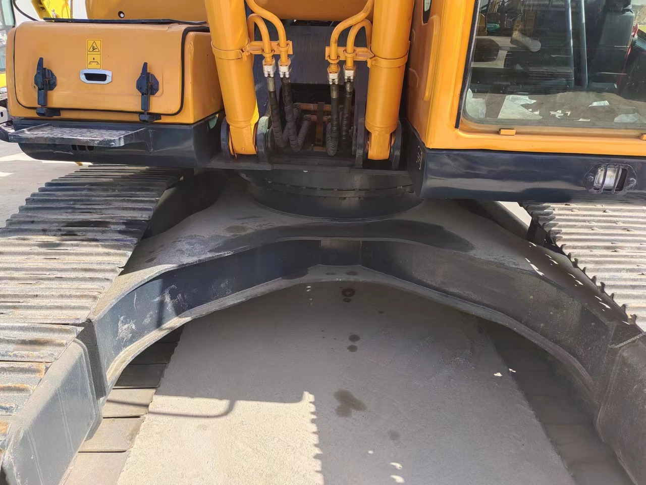 HYUNDAI 220LC-9S - Crawler excavator: picture 5 HYUNDAI 220LC-9S - Crawler excavator: picture 5