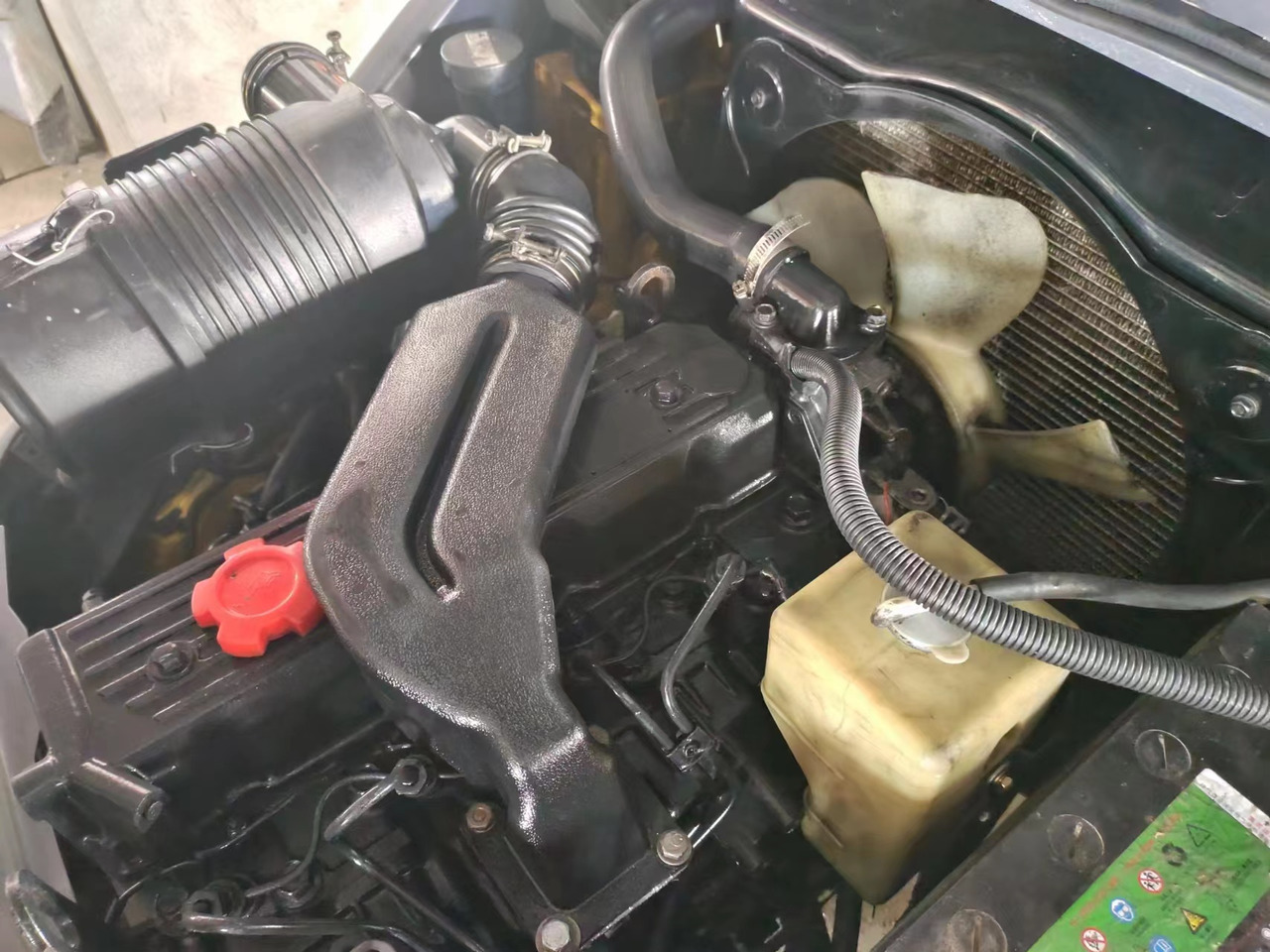 KOMATSU FD30 - Diesel forklift: picture 5 KOMATSU FD30 - Diesel forklift: picture 5