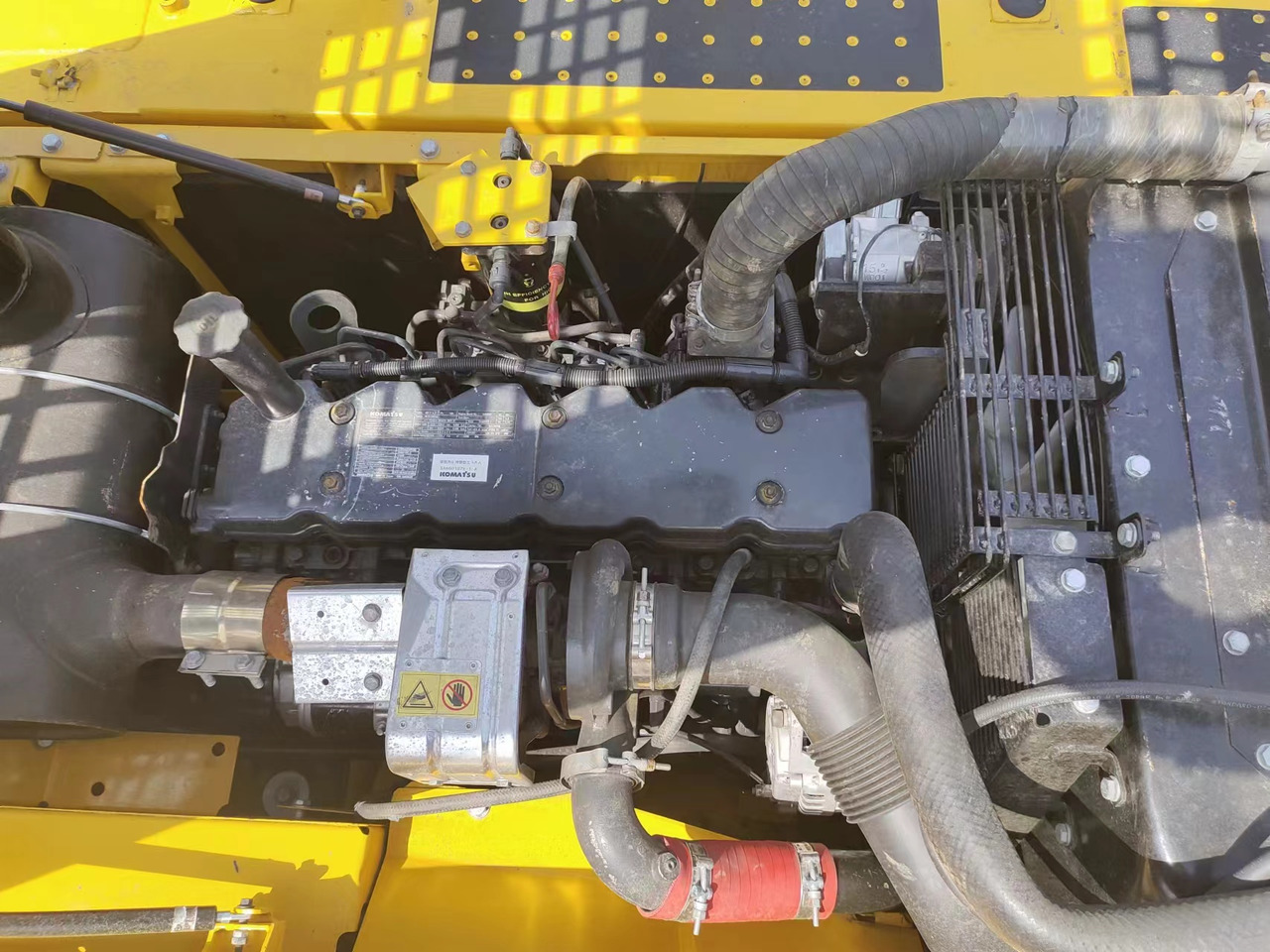 KOMATSU PC200-8N1 - Crawler excavator: picture 5 KOMATSU PC200-8N1 - Crawler excavator: picture 5