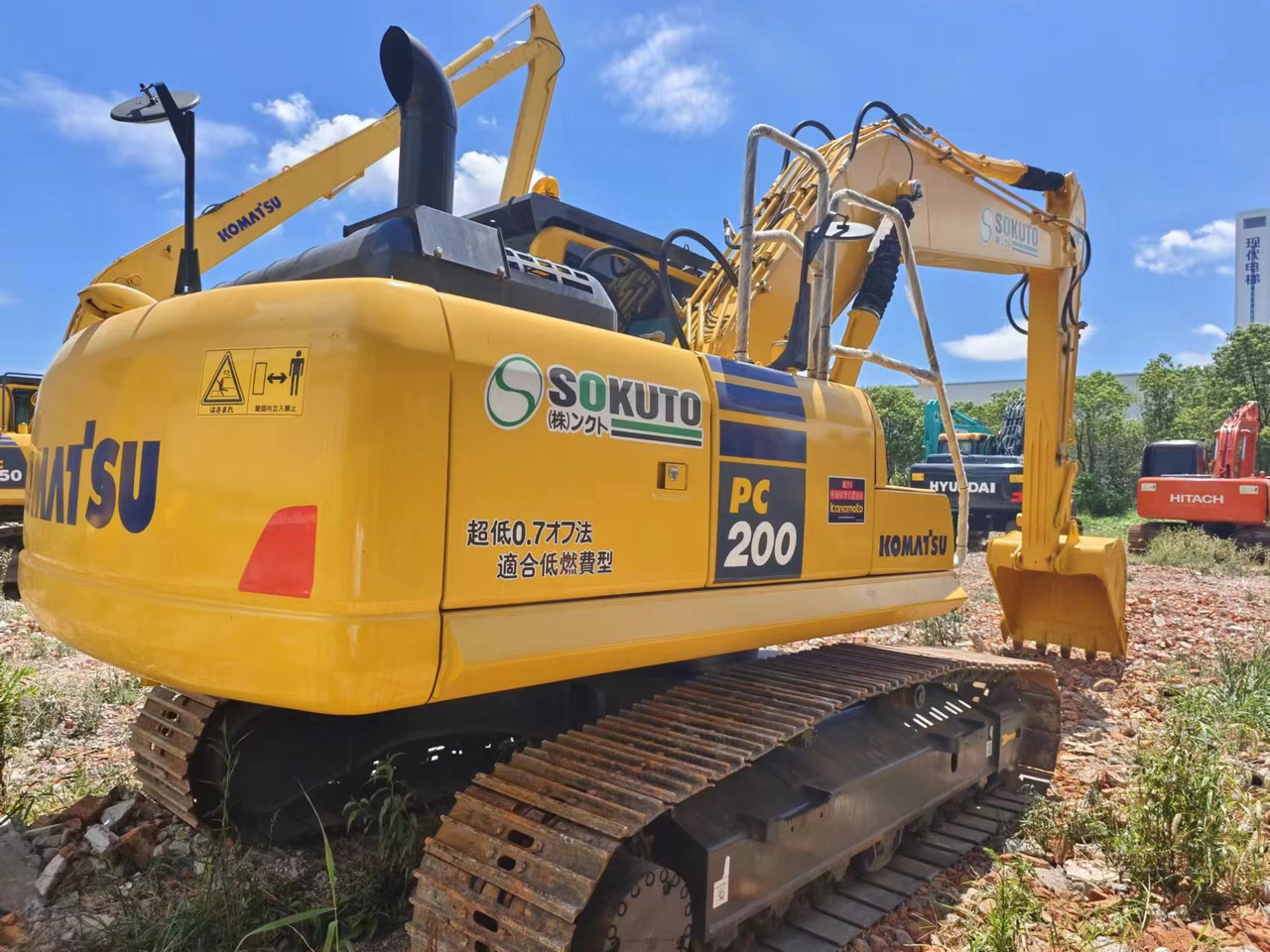 KOMATSU PC200-8N1 surplus Japan PC55 PC60-7 PC200-7 PC200-8 - Crawler excavator: picture 3 KOMATSU PC200-8N1 surplus Japan PC55 PC60-7 PC200-7 PC200-8 - Crawler excavator: picture 3