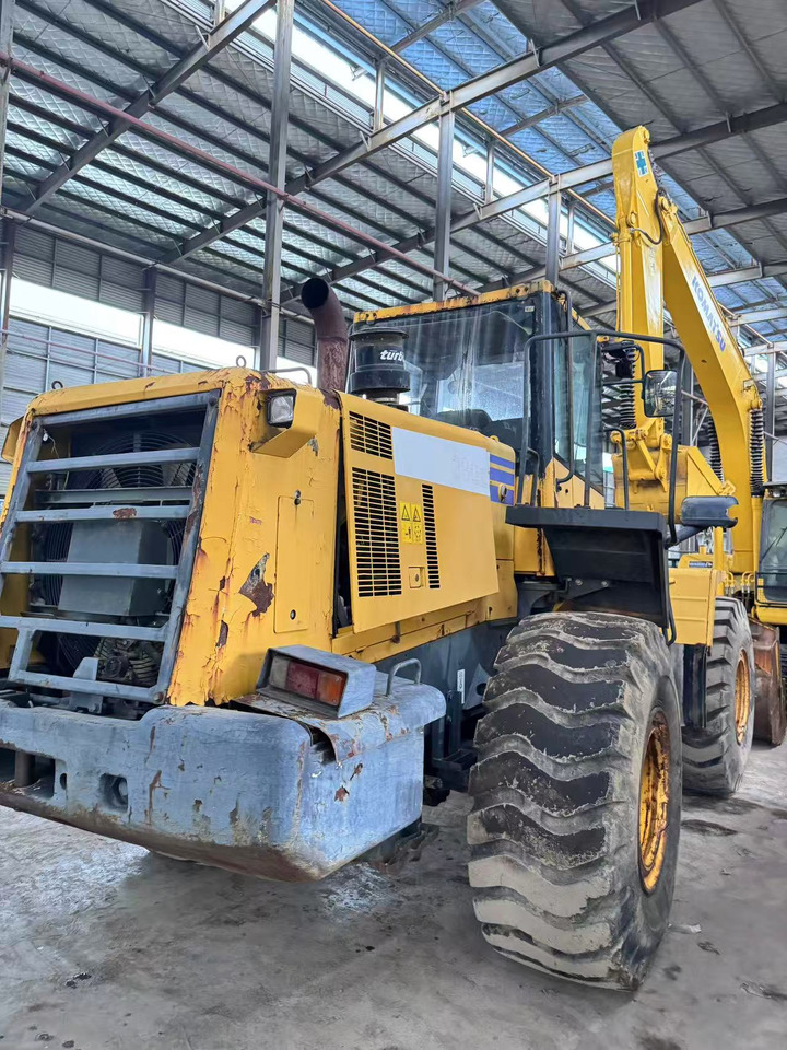 KOMATSU WA380Z-6 - Wheel loader: picture 5 KOMATSU WA380Z-6 - Wheel loader: picture 5