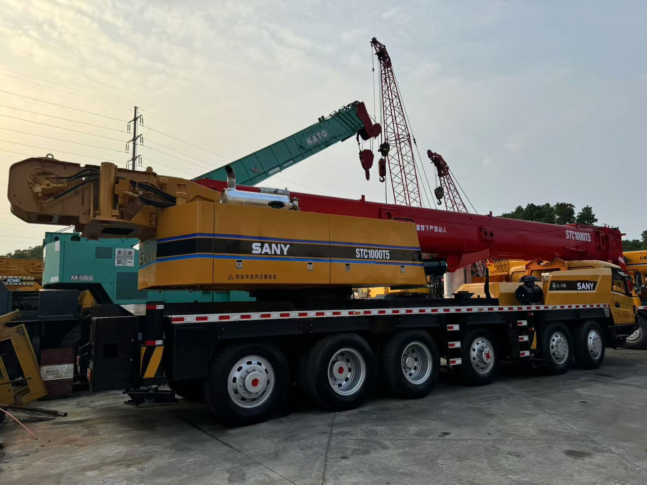 SANY STC1000T5 - Mobile crane: picture 3 SANY STC1000T5 - Mobile crane: picture 3