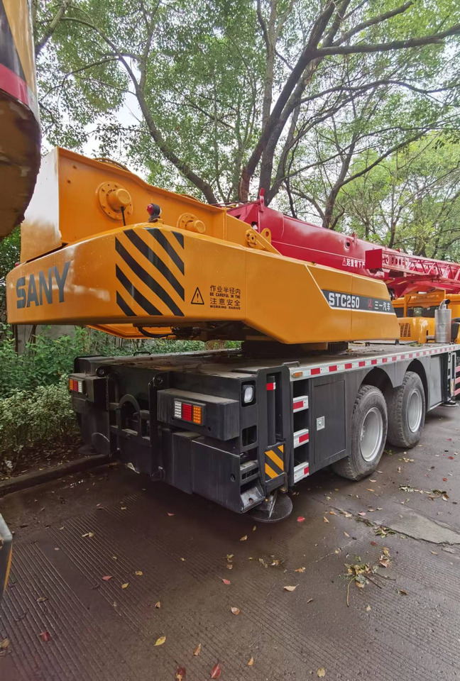 SANY STC250 - Mobile crane: picture 5 SANY STC250 - Mobile crane: picture 5