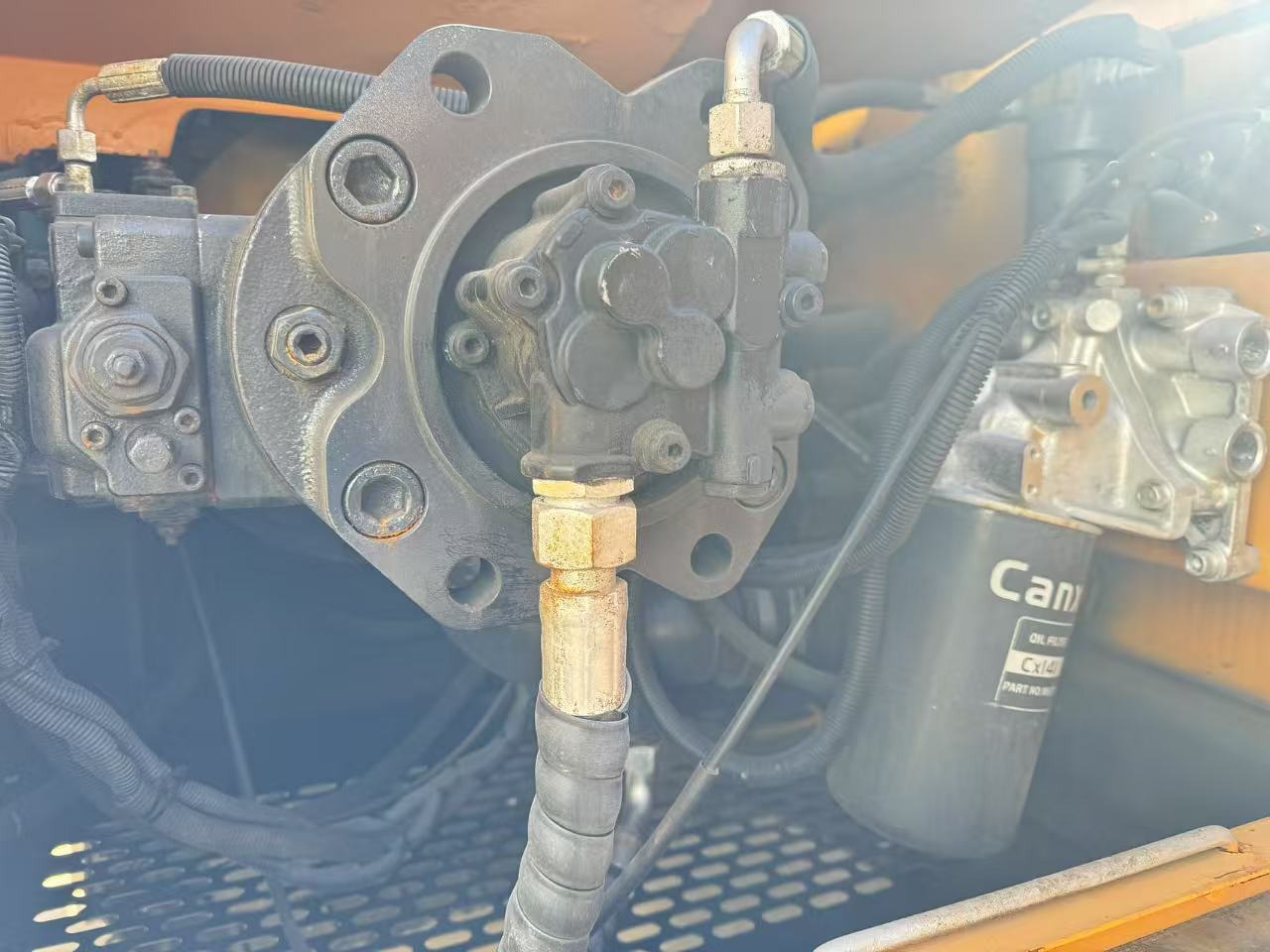 SANY SY215C - Crawler excavator: picture 3 SANY SY215C - Crawler excavator: picture 3