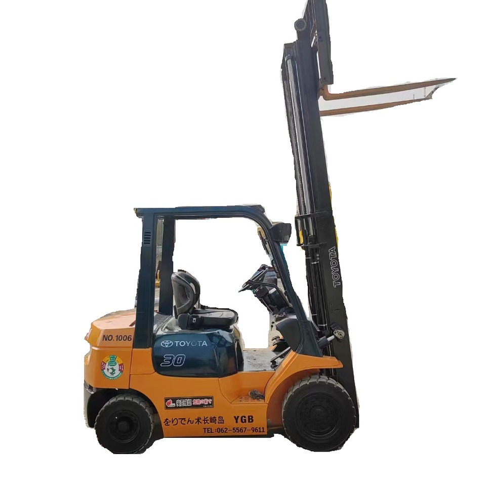 Diesel forklift TOYOTA FD30: picture 1