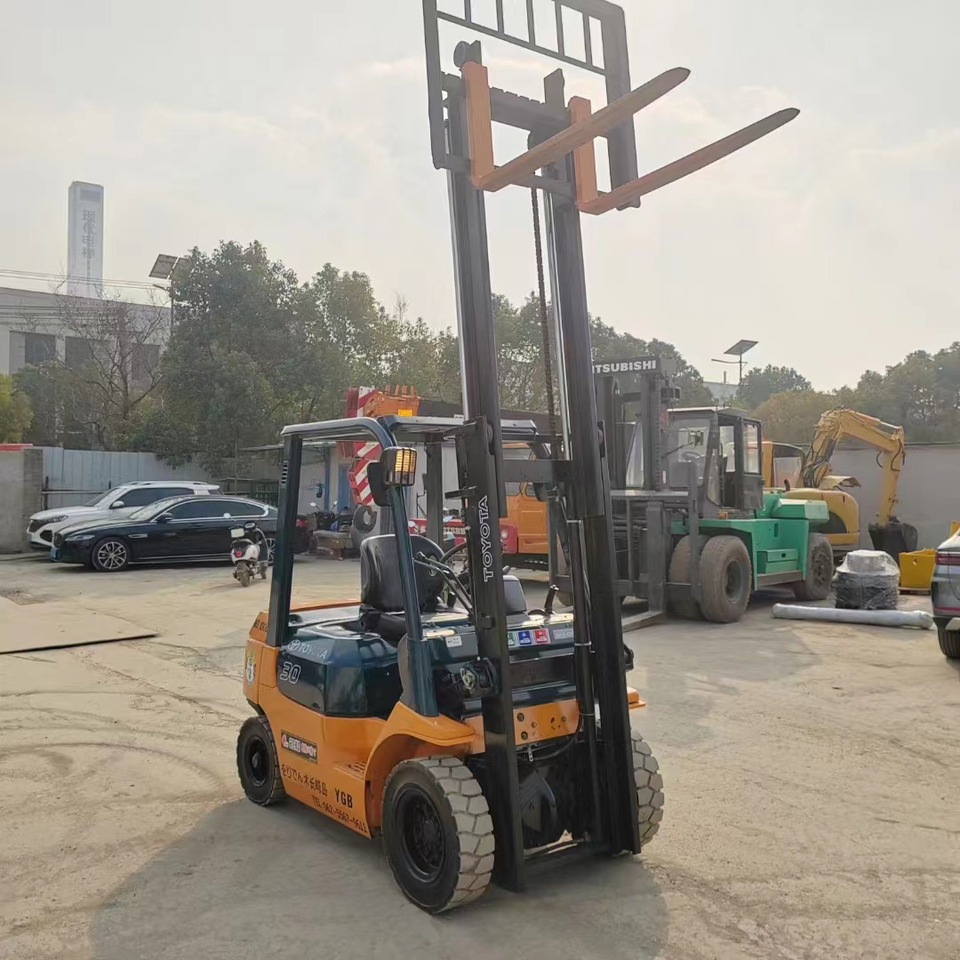 TOYOTA FD30 - Diesel forklift: picture 5 TOYOTA FD30 - Diesel forklift: picture 5