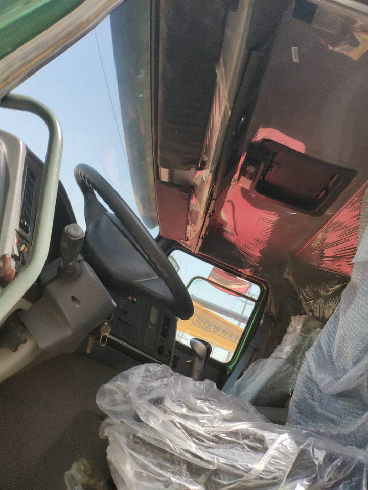 HOWO 420 - Tractor unit: picture 5 HOWO 420 - Tractor unit: picture 5