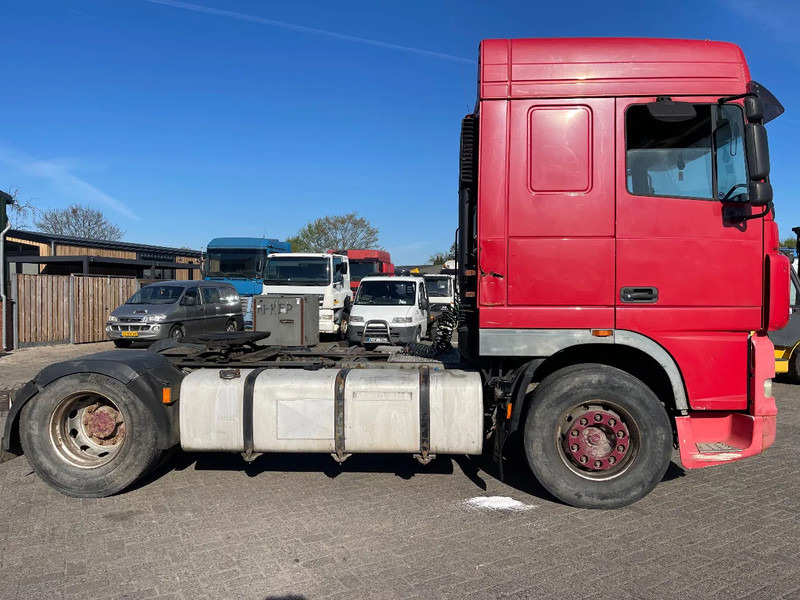 DAF XF 95.430 Tractor - Tractor unit: picture 3 DAF XF 95.430 Tractor - Tractor unit: picture 3