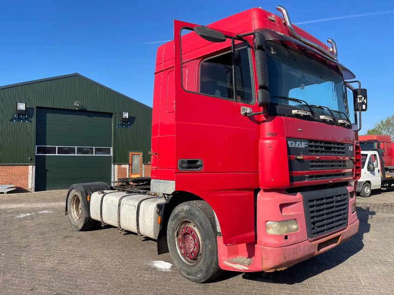 DAF XF 95.430 Tractor - Tractor unit: picture 1 DAF XF 95.430 Tractor - Tractor unit: picture 1
