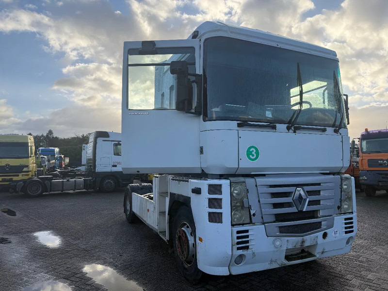 Renault Magnum 440 Tractor unit - Tractor unit: picture 1 Renault Magnum 440 Tractor unit - Tractor unit: picture 1