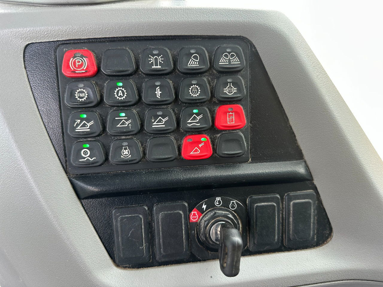 Wheel loader Case 721G: picture 11