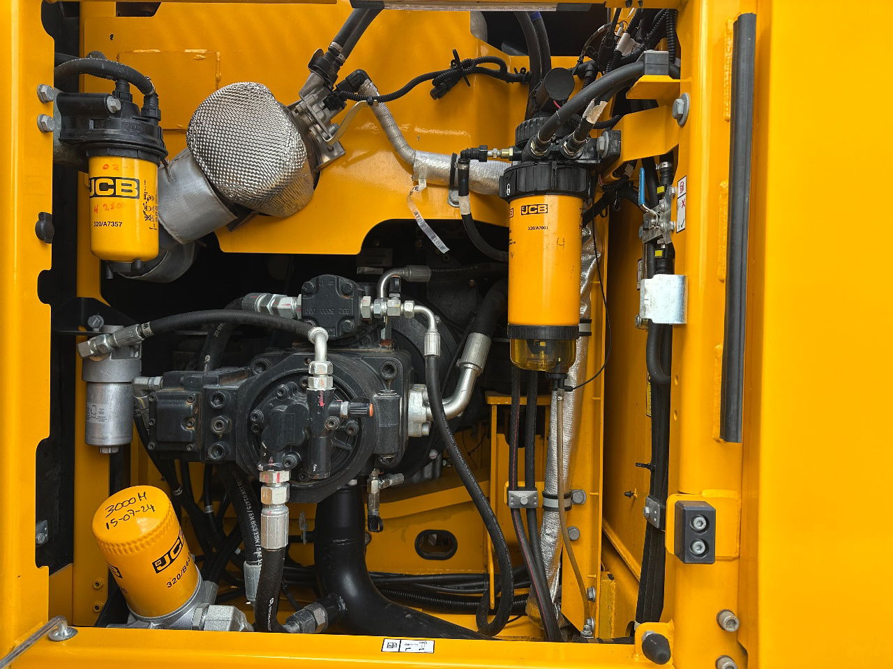 Crawler excavator JCB 220Xlc: picture 16 Crawler excavator JCB 220Xlc: picture 16