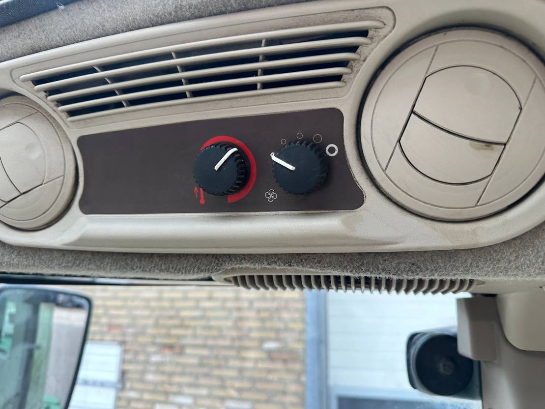 Telescopic wheel loader John Deere 3800: picture 18 Telescopic wheel loader John Deere 3800: picture 18